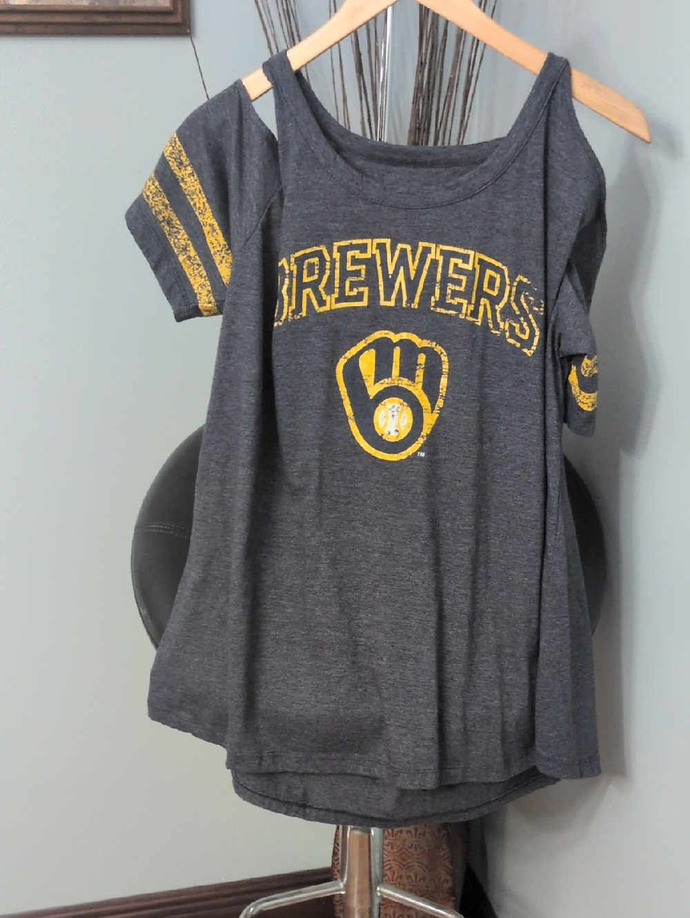 Genuine Merchandise Charcoal Cold-Shoulder Tee with Yellow Brewers Graphic